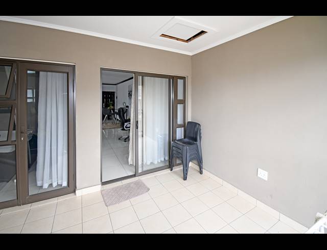 1 BEDROOM APARTMENT FOR SALE IN BROADACRES